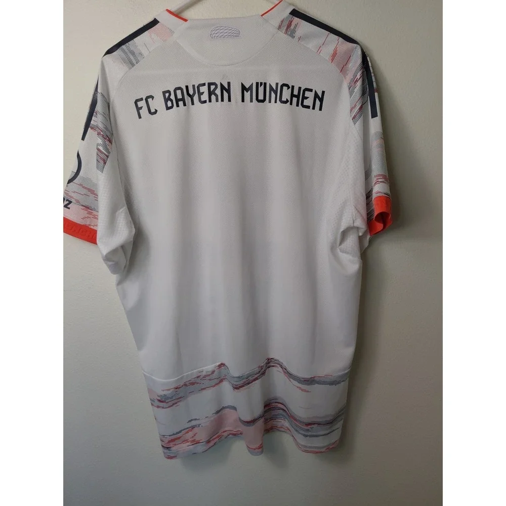 Adidas Men's FC Bayern Munich 25/26 Away Authentic Jersey - MÜLLER FAREWELL GAME